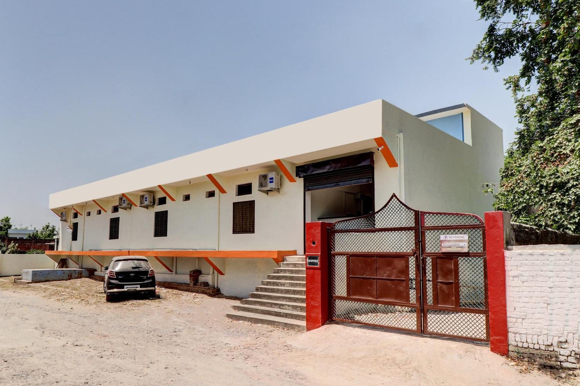 Hotel O Star City Hotel Ayodhya Buitenkant foto